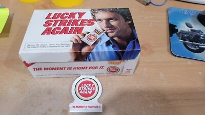 Caja completa vintage de 56 libros Lucky Strike cigarrillos coincidencias exhibición tienda Foto 1 de 4