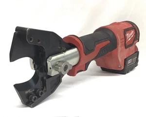 Milwaukee M18 Force Logic Cordless Cable Cutter 2672-20 w/New Blades - TOOL ONLY - Picture 1 of 9
