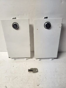 Coin Laundry Used Service Doors With Lock Greenwald 800 Lot of 2 And 1 Key ESD - Picture 1 of 2