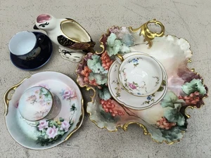 Lot of Poreclain plates, cups, dishes and figuranes - Picture 1 of 18
