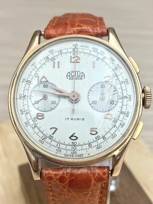 Telda 2 Register Chronograph 18k Gold - Image 1 of 4