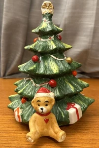 Vintage Keramik Weihnachtsbaum drehbare Spieluhr 8" Teddybär - Bild 1 von 6