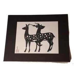 Hou-tien Cheng Meister chinesischer Papierschneider Hirsch Mops Kunst signiert mattiert 11 x 14 - Bild 1 von 7