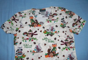 Cherokee Womens V-neck Scrub Top Sz S tan Fall w/ owls squirrels fox racoon - Picture 1 of 2
