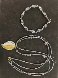 JUEGO DE COLLAR Y PULSERA DE PLATA ESTERLINA CON CUENTAS DE HEMATITA Y CRISTAL MARUNO - Imagen 1 de 13
