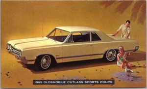 Oldsmobile Cutlass 1965 cupé deportivo automóvil publicidad postal distribuidor Akron Ohio - Imagen 1 de 2