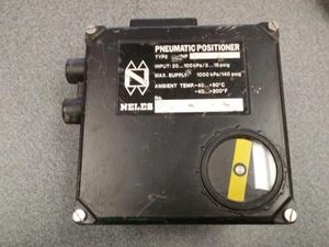 NELES PNEUMATIC VALVE POSTIONER TYPE NP624 - Picture 1 of 1
