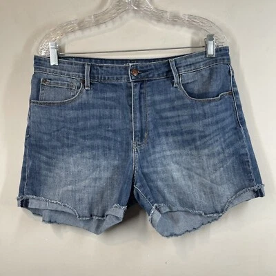 Shorts feminino Venezia Lane Bryant tamanho 24 lavagem média jeans bainha crua azul - Imagem 1 de 4