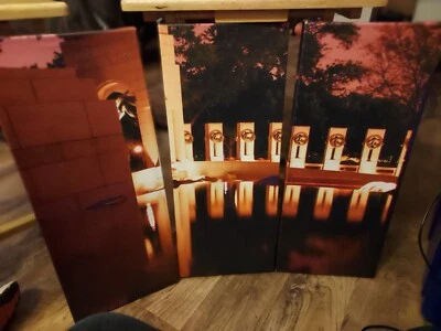 3-pc Canvas artwork of the National World War II Memorial, Washington, D.C. - Image 1 of 4