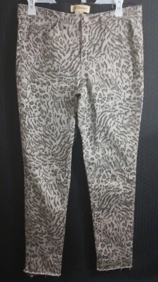 Democracy "Ab" Solution Leopard Print Pants Elastic Waist Women's Size 6 - Image 1 of 4