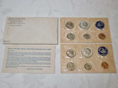 TWO US TREASURY DEPT. 1965 S.S. UNCIRCULATED 5 COIN SETS 40% SILVER HALF DOLLARS - Image 1 of 4