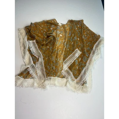 Poncho envolvente C EST 1946 para mujer talla única mostaza floral encaje ribete kimono Foto 1 de 4