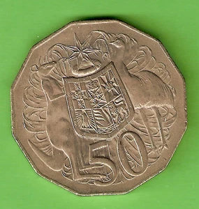 1972 AUSTRALIAN ALMOST UNCIRCULATED 50 CENT COIN - Picture 1 of 2