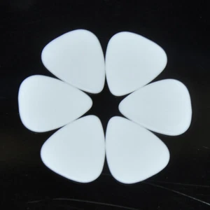 100Pcs Delrin 351 Guitar Picks Plectrums X-Heavy 1.5mm For Electric Guitar White - Picture 1 of 3