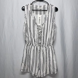 ee:some lace up white/black stripe romper size M - Picture 1 of 4