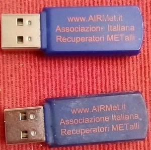 PEN DRIVE 3,7 GB - RARA CHIAVETTA USB PUBBLICITARIA VINTAGE DA COLLEZIONE - Photo 1/3