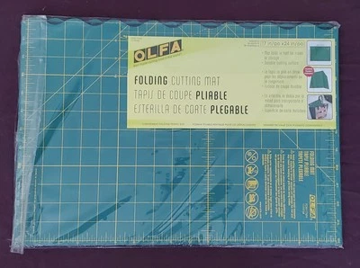 Alfombra de corte plegable Olfa 17" x 24" verde Foto 1 de 2