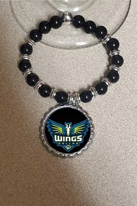 Dallas Wings BRACELET very nice beaded black and silver must have - Picture 1 of 1