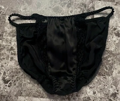 BRAGAS DE BIKINI VICTORIA'S SECRET L NEGRAS 100 % SEDA ENCAJE VINTAGE RARAS CUERDAS NUEVAS CON ETIQUETAS Foto 1 de 4