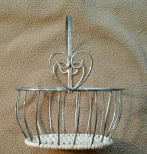 WIRED BASKET WITH HEARTS ON EACH SIDE OF HANDLE & STRAW BOTTOM  - Picture 1 of 4