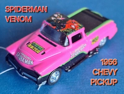 Johnny Lightning RARO COMO NUEVO ©2001 Proto 1956 Marvel Chevy Pickup Spiderman Venom Foto 1 de 4