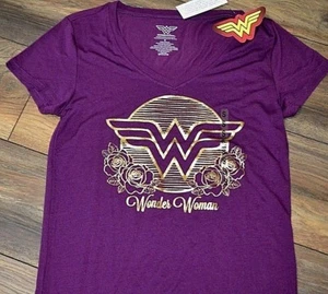 DC Comics Gold Foil Lettering WONDER WOMAN T-Shirt Officially Licensed Tee - Picture 1 of 3