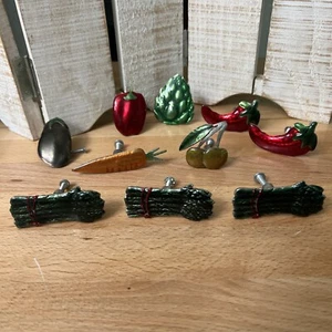 10 Maugenest S. F. Drawer Pulls Vegetables - Colorful - Picture 1 of 13