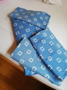 Bettwäsche 3 Kissen, 1 übergroße Zudecke, alles mit Reisverschluß - Bild 1 von 1