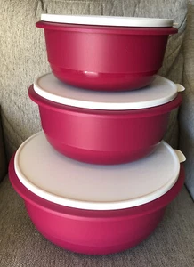 Brand New Tupperware Ultimate Mixing Bowl Set of 3 with Lids