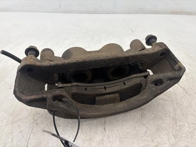Chevrolet Silverado 2500/3500 2015-2019 conjunto de pinza de freno delantera derecha OEM Foto 1 de 4