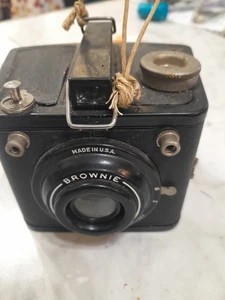 Vntg Kodak Brownie Flash Six-20 Box Camera Untested Black - Picture 1 of 6