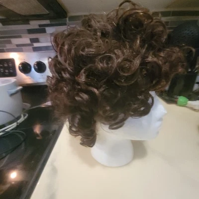 Парик с вьющимися волосами темно-коричневый 100% человеческие волосы - Изображение 1 из 4