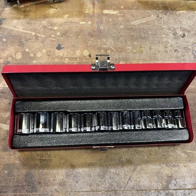 New 65506 Klein Tools 3/8" Drive Socket Wrench Set Metric 13 Piece - Image 1 of 4