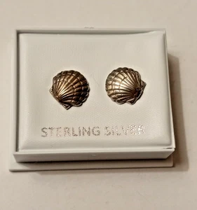 Sterling Silver 925 Vintage Shell Earrings in New Box - Picture 1 of 3