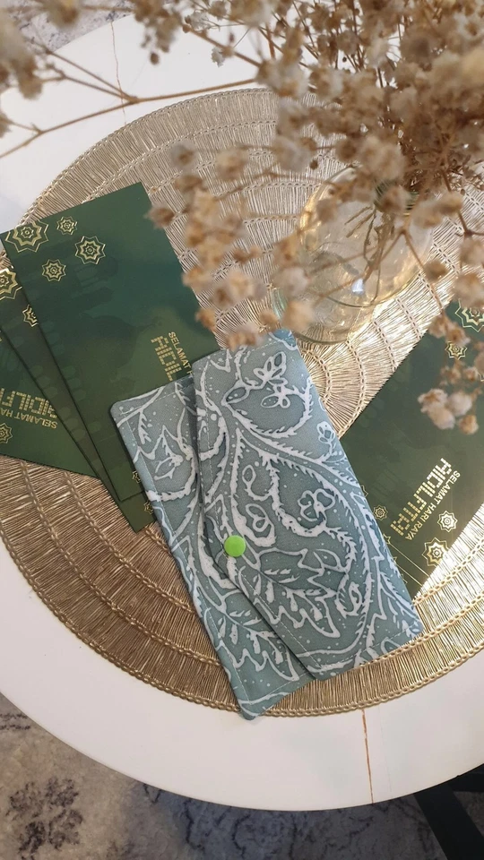 BATIK HANDMADE WALLET / PHONE CASE  - Image 1 of 1