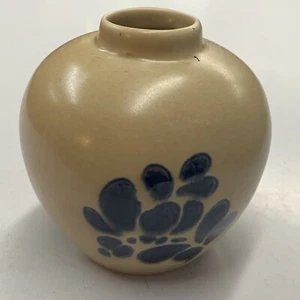 Vintage Pfaltzgraff Folk Art 4" Round Pottery Jar Vase Container Blue and Tan - Picture 1 of 8