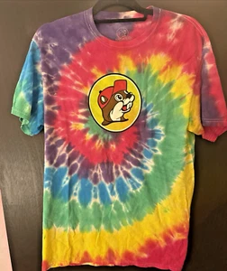 Camiseta Buc-ee's Tie Dye Mediana Castor Texas Travel Stop Gasolinera Colorida - Imagen 1 de 7