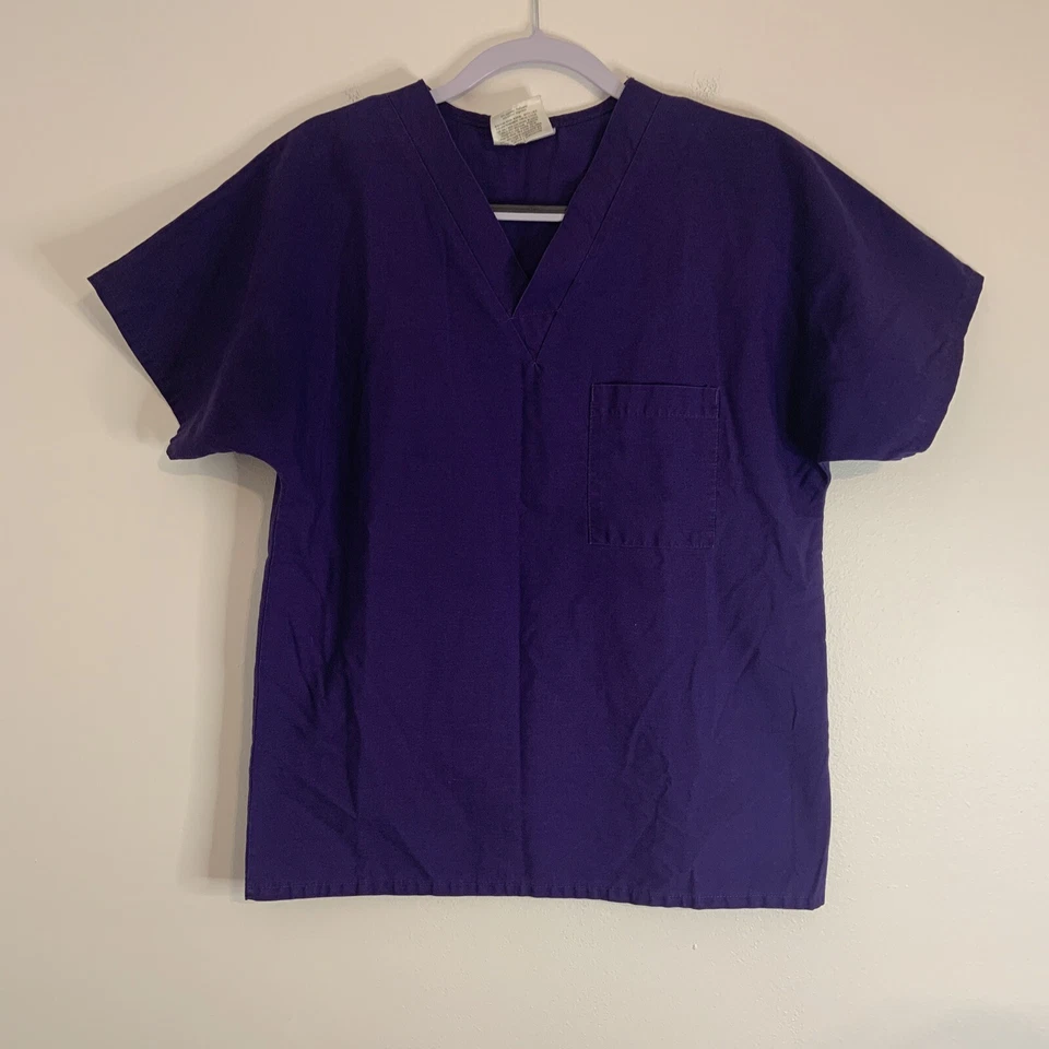 白色天鹅紫色 V 领磨砂上衣医用制服小号 — 第 1/4 张图片