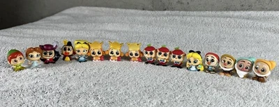 Disney Doorables Figures Lot of 16 - Alice In Wonderland, Snow White, Peter Pan - Image 1 of 4