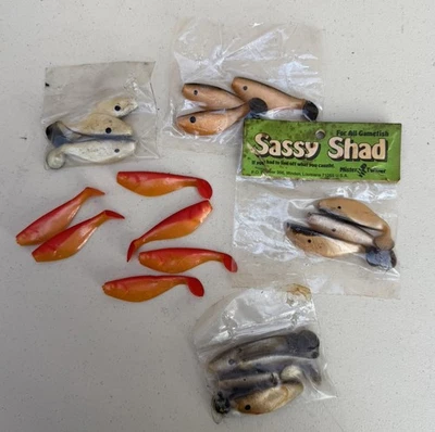 Señuelos de pesca de plástico de colección Mister Twister Sassy Shad - Lote de 19 colores mezclados Foto 1 de 4