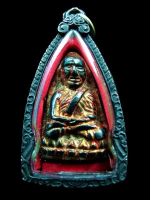 Phra LP Thuad 水晶宝石装饰,背面 Somdej Toh 公仔,泰国佛像护身符 — 第 1/4 张图片