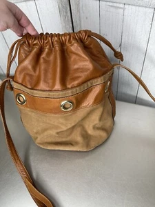 Vintage Uruguay Tan Leather Suede Drawstring Bucket Bag Brown Tan Silver Rivets - Picture 1 of 10