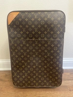 Louis Vuitton Monogram Pegase 55 Rolling Suitcase - 2000’s - Excellent Condition - Image 1 of 4