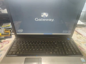 Gateway Laptop MX8738, PA6A 17.3 For Parts  - Picture 1 of 9