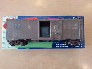 BoxCar escala HO 40' SANTA FE #146283 'PERSONALIZADO DESGASTADO' artículo #146283 - Imagen 1 de 3