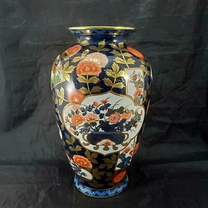Vintage Chinese Vase Toyo Shin Imari H.F.P. MACAU Chrysanthemums, Fans, Phoenix - Picture 1 of 10
