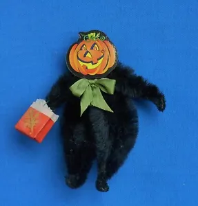Adorno de Halloween de chenilla con cable cabeza de calabaza 3 1/4" de alto - Imagen 1 de 2