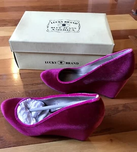 Lucky Shoes Elegant Womens Pumps Wedge High Heels~Velvet~Wine - Picture 1 of 5