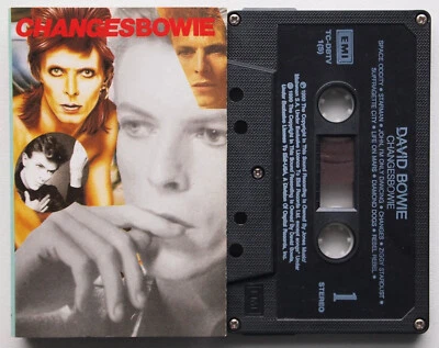 DAVID BOWIE - CHANGESONEBOWIE (EMI ‎TCDBTV1S) 1990 MALAYSIA CASSETTE TAPE - Image 1 of 3