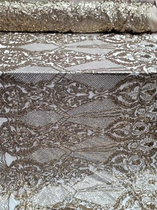 Gold Metallic Pailletten auf Stretch Spitze Stoff verkauft vom Hofkleid Abschlussball Geometri - Bild 1 von 10